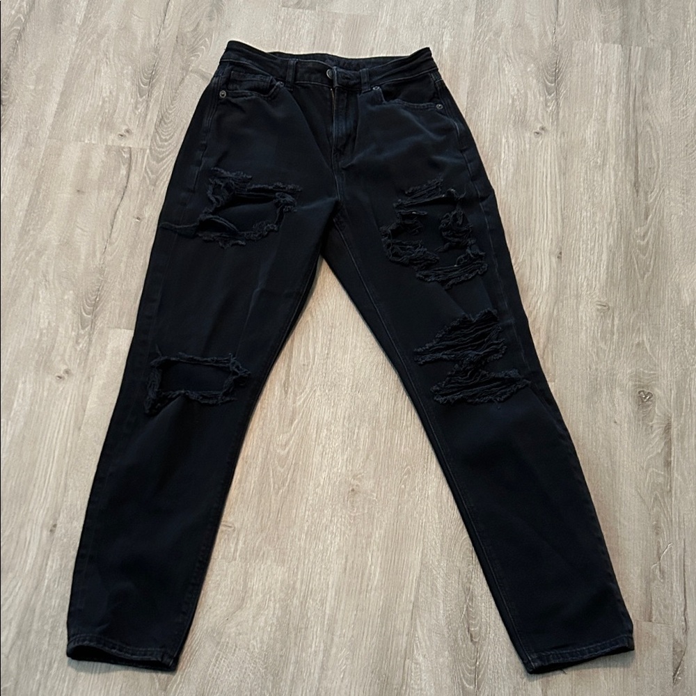 American Eagle Outfitters Black Distressed Boyfriend Jeans